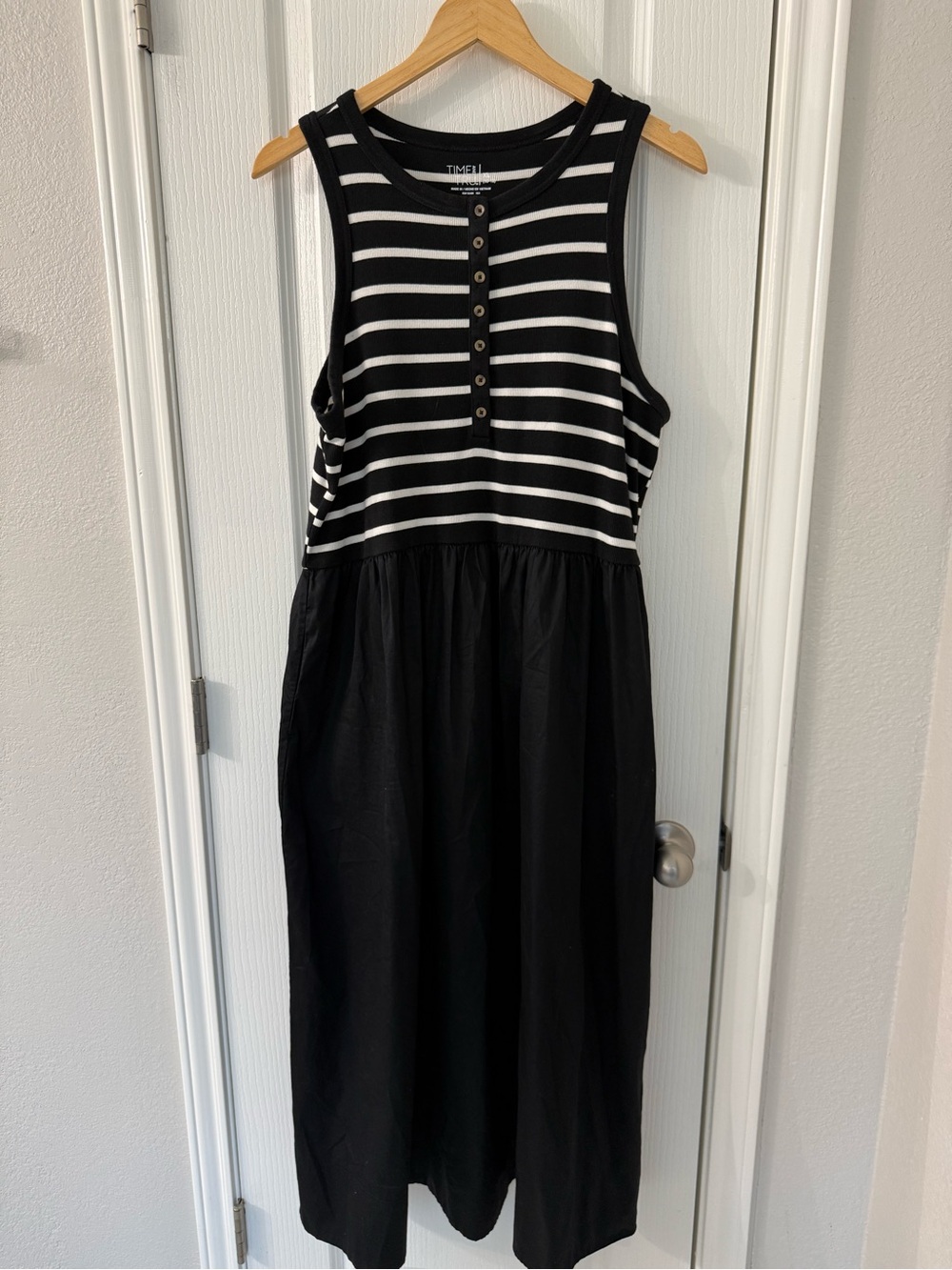 Time and Tru Black and White Striped Sleeveless Midi Dress